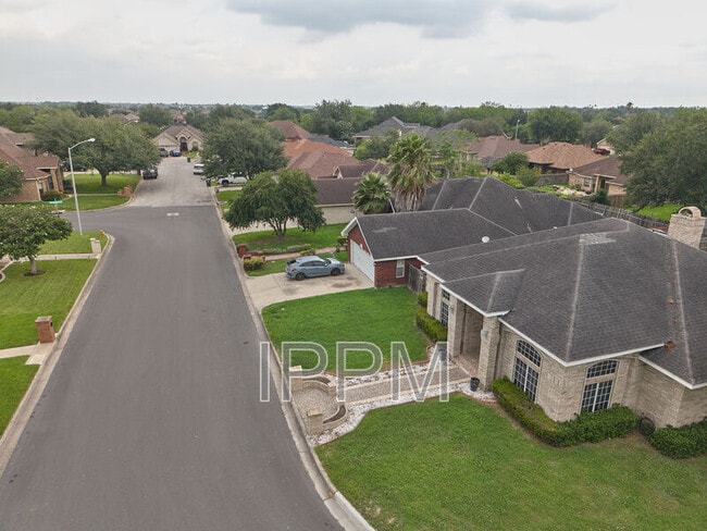 Photo - 1309 Summerfield Ln