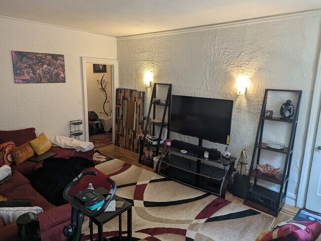 Living Room - 2 Grant St Unit 4