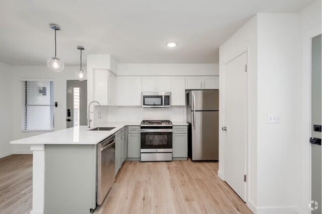Building Photo - 902 Airoso Cove Rental