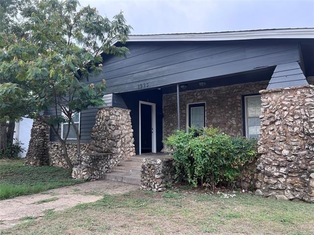 Building Photo - 2923 Azle Ave Rental