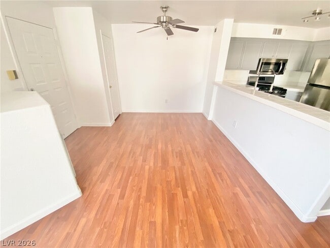 Photo - 2251 Wigwam Pkwy Unit 925