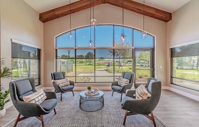 Photo - Riverstation