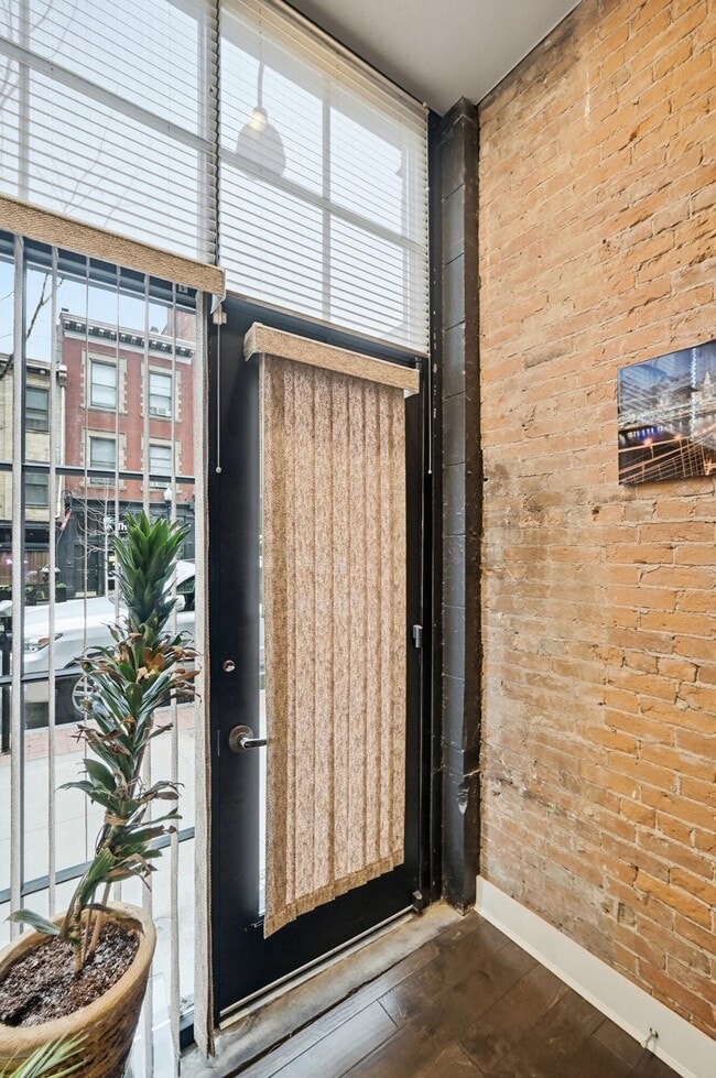 Photo - 408 Scott St