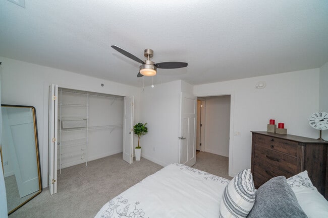 Strathmore Apartment Homes
