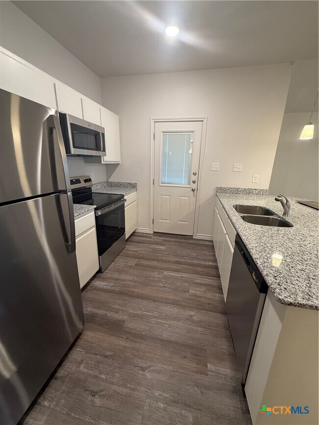 Photo - 5705 McGregor Lp