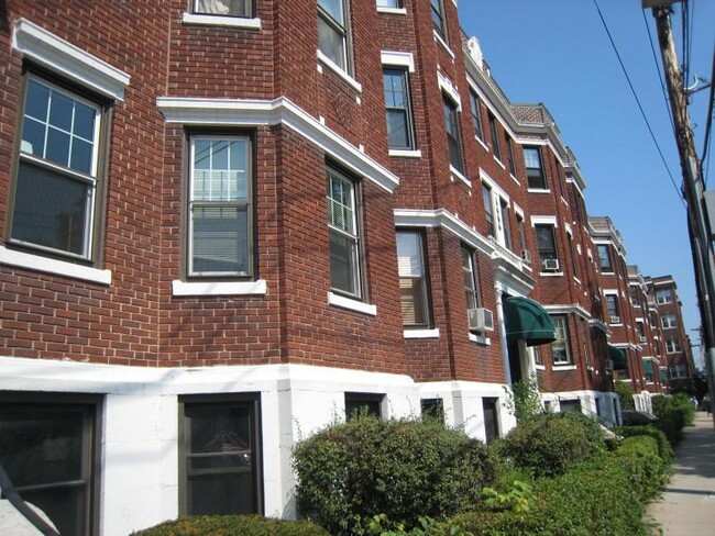 Photo - 317 Allston St Unidad #12 Rental