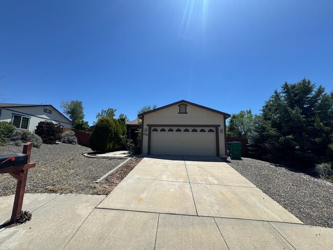 Building Photo - 5726 Dewberry Ct