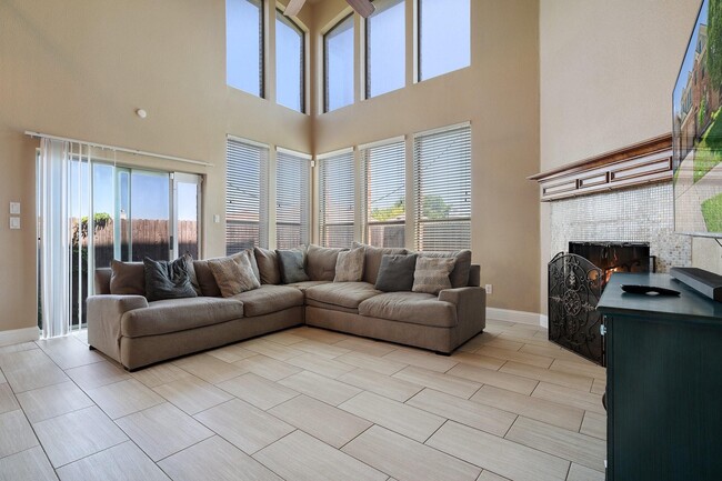 Photo - 416 Cypress Hill Dr