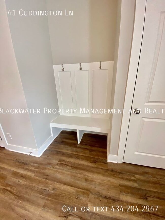 Photo - 41 Cuddington Ln