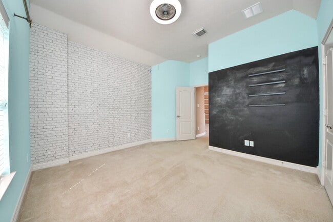 Building Photo - 17618 Raven Canyon Ln