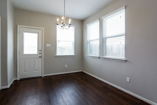 Photo - 21815 Octavia Way
