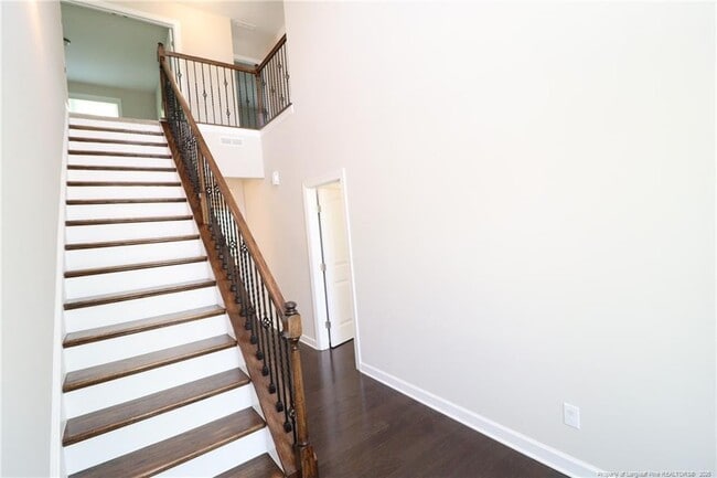 Photo - 240 Mystwood Hollow Cir