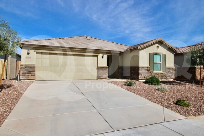 17842 W Gambit Trail