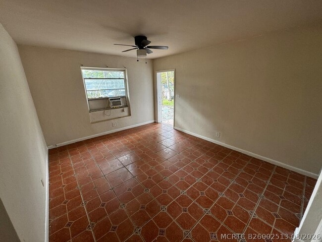 Photo - 75 NW 84th St