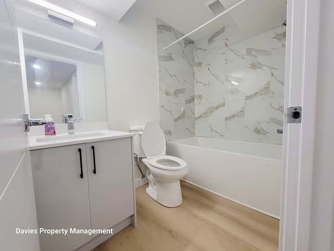 Photo - 4677-4177 177 Ave NW