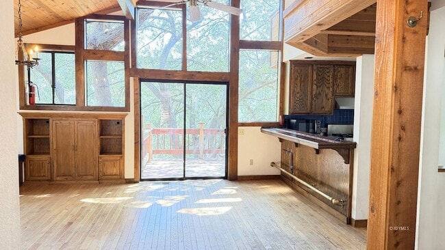 Photo - 26720 Robin Dr