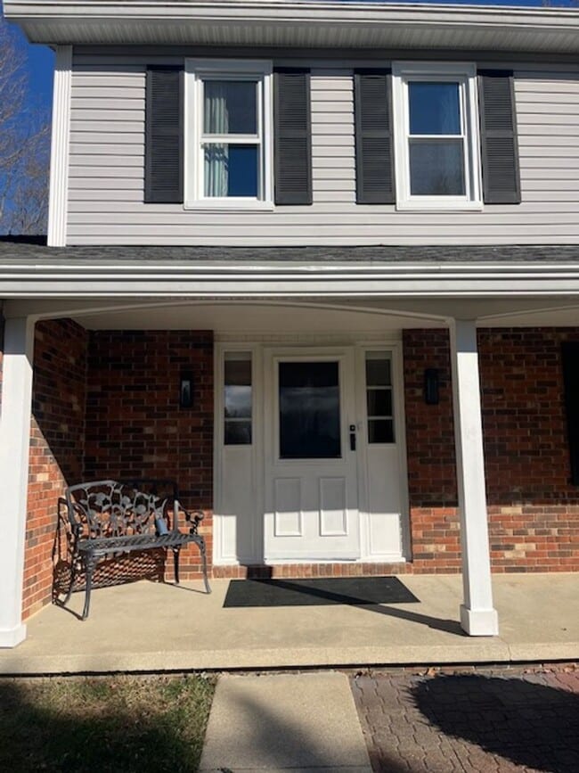 Photo - Spacious, Fully Updated Home with Walkout Basement on a Mature Lot