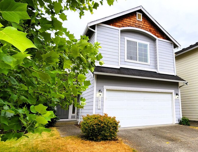 Building Photo - 3 bedroom 2.5 bathroom South Hill Charmer! Rental