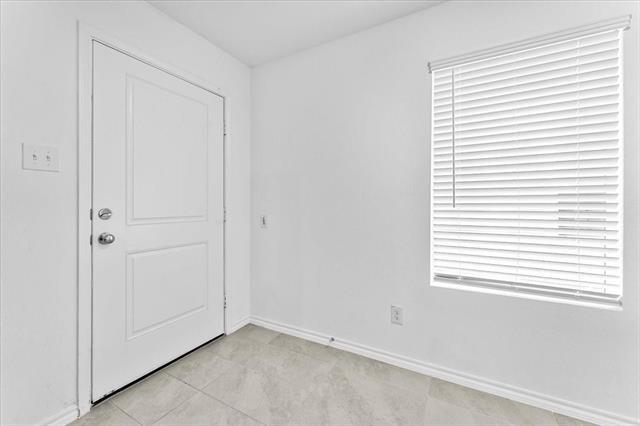 Photo - 211 Herman Ln