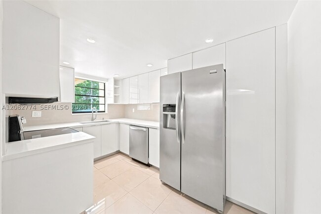 Photo - 9674 Fontainebleau Blvd