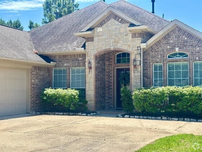 Building Photo - 8527 Cape Royal Dr Rental