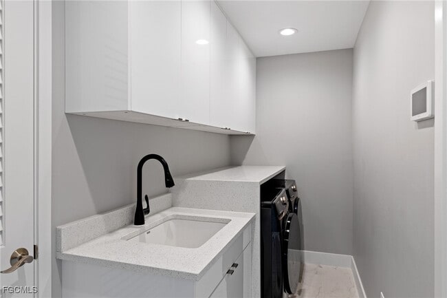 Building Photo - 432 Seaworthy Rd