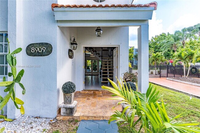 Photo - 8908 SW 108th Cir