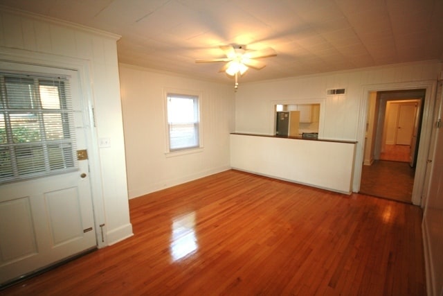 Photo - Spacious 1 Br Apt / Near Duke West and Downtown Unidad A