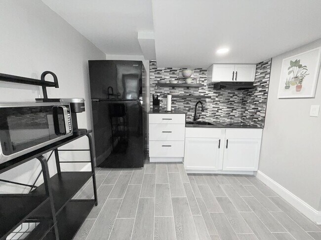 Photo - 1 S Rosedale St Unit B
