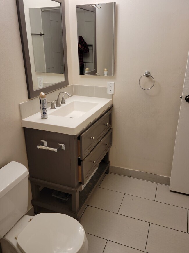 Photo - 14120 NE 7th Pl Unit 3