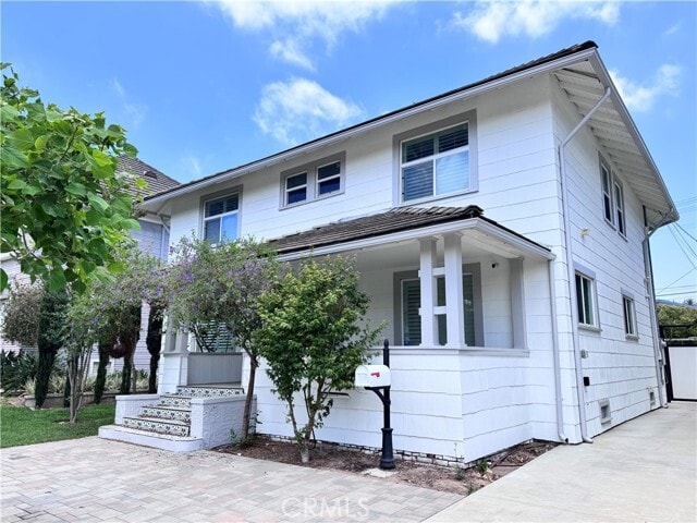 Photo - 2716 S La Salle Ave