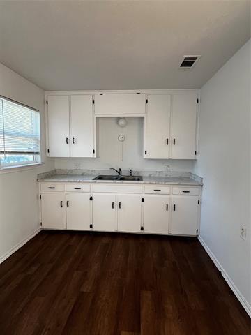 Photo - 3612 Earle Dr