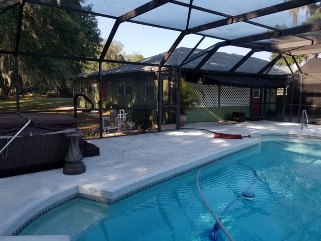 Photo - 1165 Fox Creek Dr