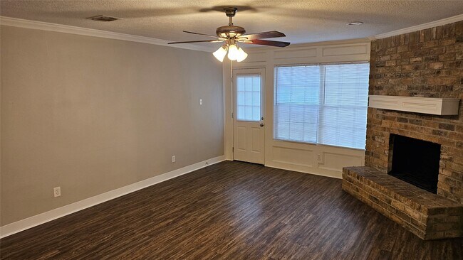 Photo - 2827 Thorne Creek Ln