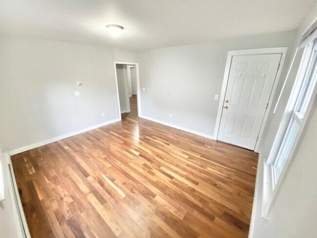 Photo - 89 Pitkin St Unit 1