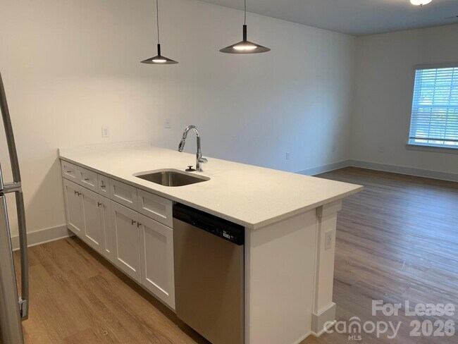 Photo - 3515 Markland Dr Unidad 204