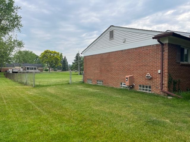 Photo - 87 Carter Ave