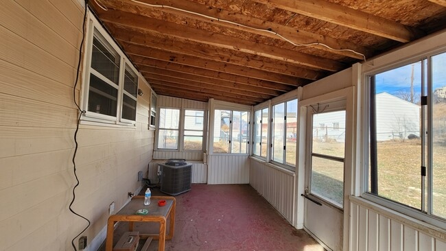 Photo - 341 Dakota Rd