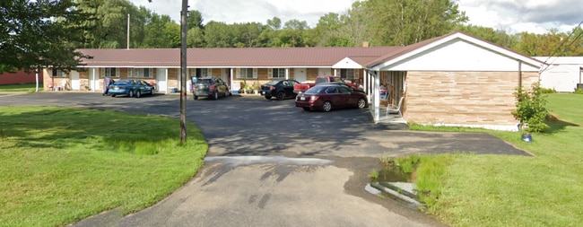 Photo - 10891 Perry Hwy Unit #1