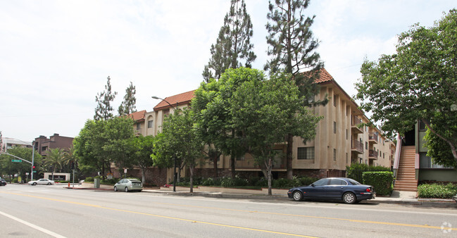 Building Photo - 301 East Verdugo Ave Rental