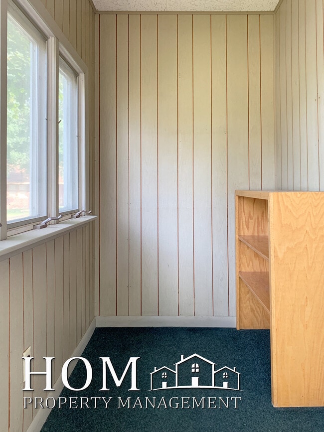 Photo - 335 Dolph Rd