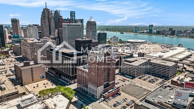 Photo - 525 W Lafayette Blvd Unit 14E