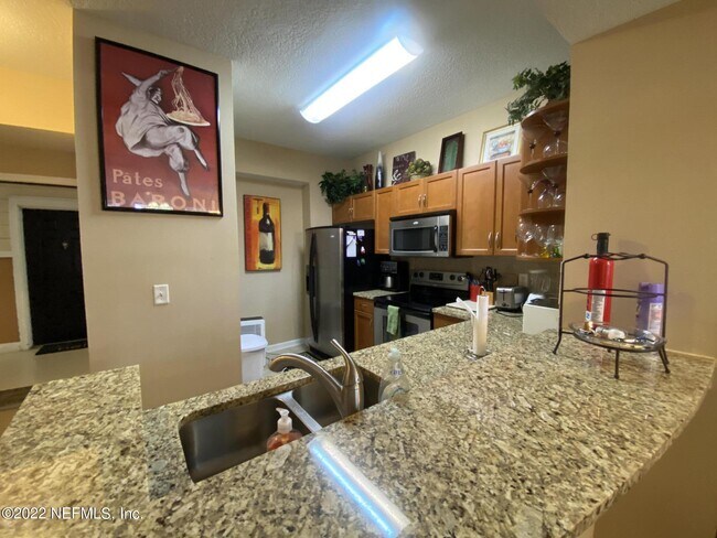 Photo - 10435 Mid Town Pkwy