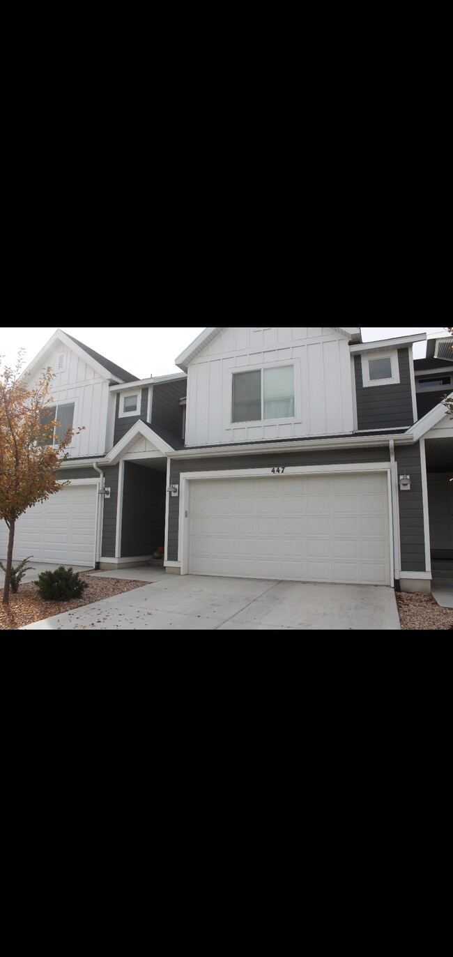 Photo - 447 S Pegasus Way Townhome