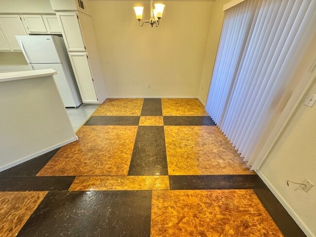 Photo - SPACIOUS 2 BEDROOM TOP FLOOR CONDO