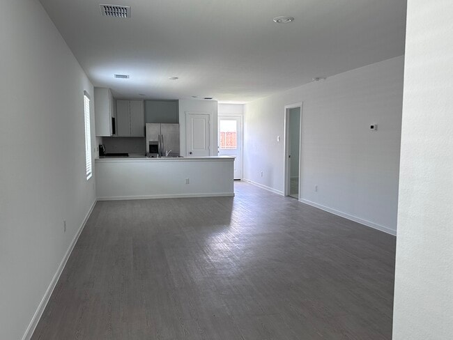 Photo - 1340 Alfred St