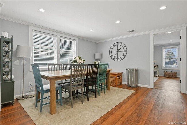 Photo - 5 Carlton Ave