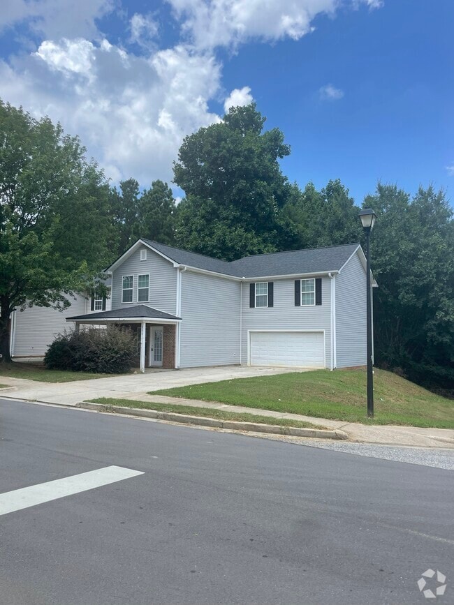 Building Photo - 200 Milford Dr Rental