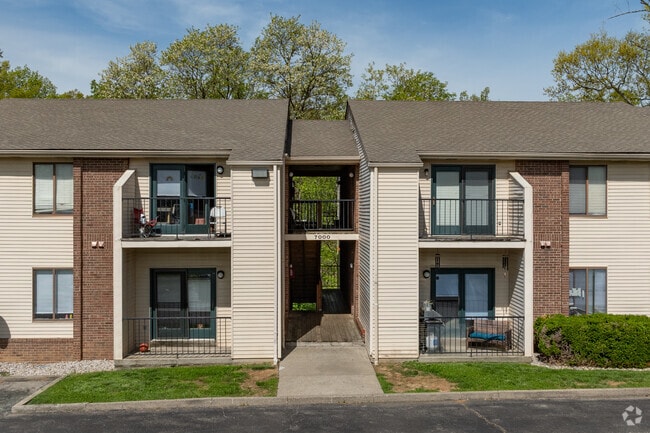 Alternate Building Image - Deer Park Apartments