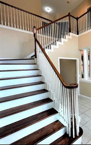Photo - 18716 Greenside Dr